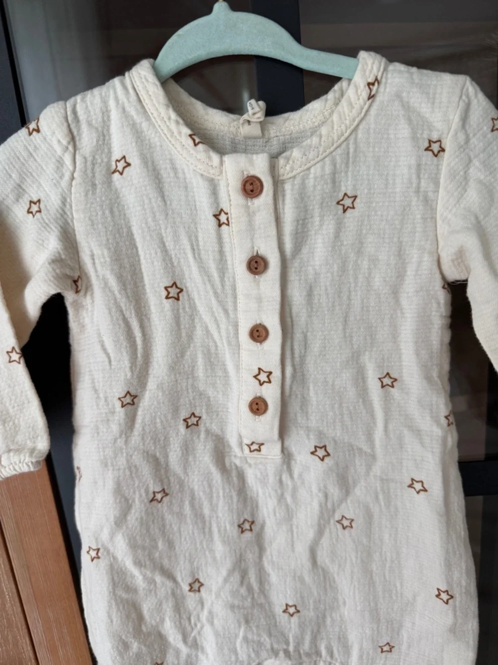 Quincy Mae Stars coverall Woven Jumpsuit beige cotton gauze baby neutral woven